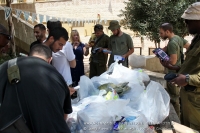 14-08-01-visit-soldiers-sderot-13